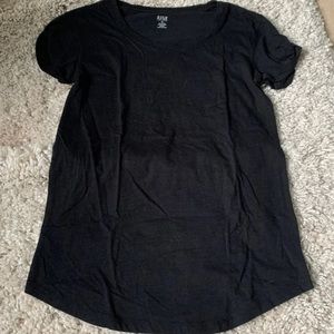 Black t shirt